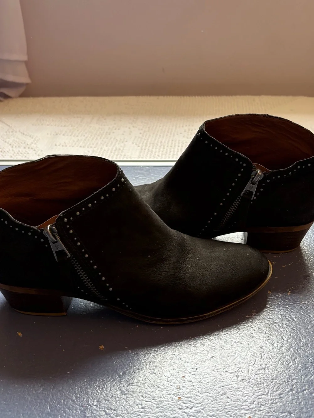Lucky brand Booties,Size 8 - Picture 8 of 9